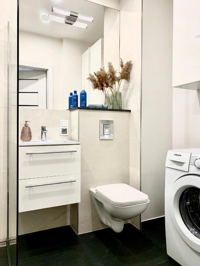 Apartamenty Wrzeszcz Q4Apartments Danzica Esterno foto
